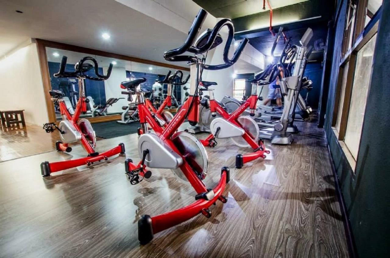 Kingwood Hotel Сибу Экстерьер фото